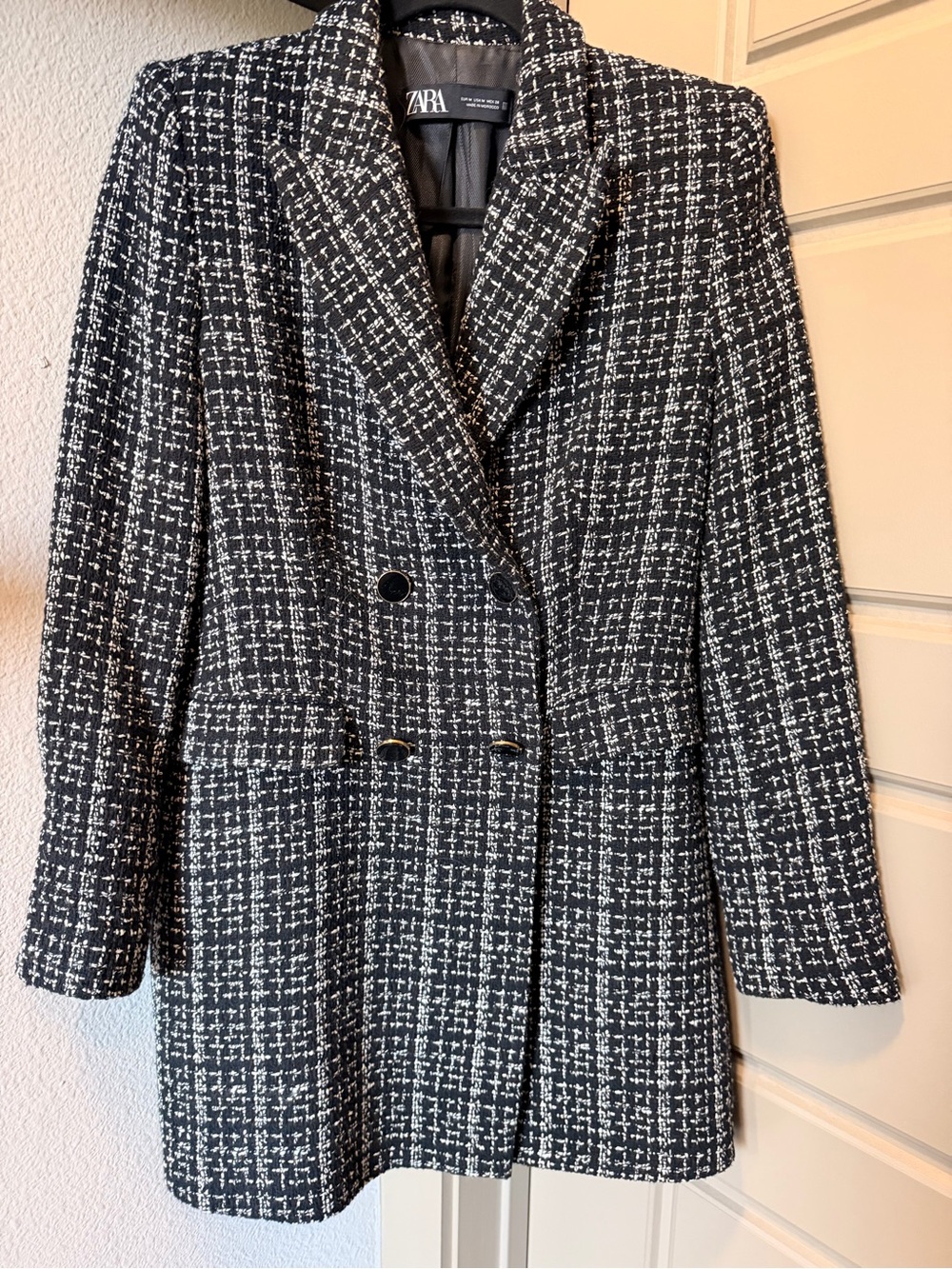 Zara Black & White Tweed Double-Breasted Blazer